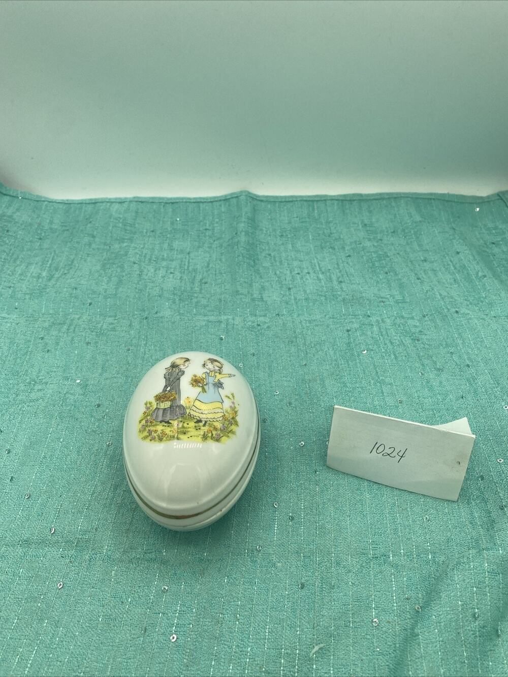 Vtg. Porcelain Trinket Box “Friends” 2” X 4”
